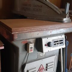 油圧クリッカー