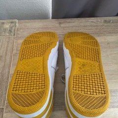 最終値下げ　美品　NIKE ナイキ　アタック レモンヴェノム 27.0cmの画像