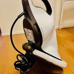 「美品」ふとんパンチクリーナー VH9201DS コード付ステーション付タイプの画像