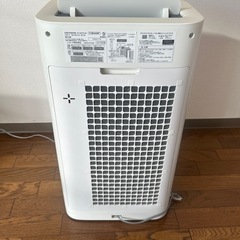 シャープ　加湿空気清浄機　KI-GS70-Wの画像