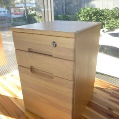 ※取引中/売約済*********** 　　　　　　未使用/新品　訳あり特価　サイドワゴン　収納3段　木製　の画像