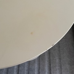 円形テーブル　ホワイトの画像