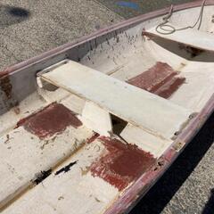 手漕ぎボートの画像