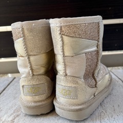 中古　UGG 16 cm アグ キッズ ブーツ　の画像