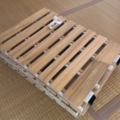 桐すのこベッドフレームの画像