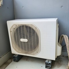 エアコン　室外機の画像