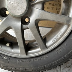 軽四　スタッドレスタイヤ　4本の画像