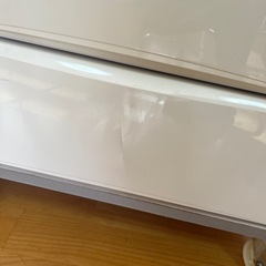 キャスター付き衣装ケース（白）　　の画像