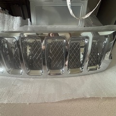 Jeepグランドチェロキー グリルの画像