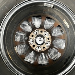 【美品】ミニバン用スタッドレスタイヤ　4本セット　ホイール付きの画像