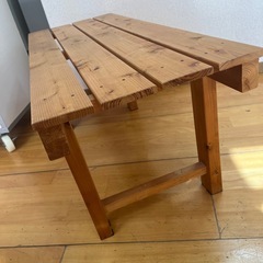 玄関用の椅子の画像