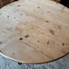 円型テーブル 丸テーブルの画像