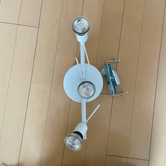 IKEA シーリングライト　スポットライトの画像