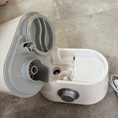 加湿器
の画像