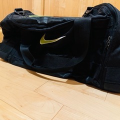 NIKE ボストンバッグ 旅行バッグの画像