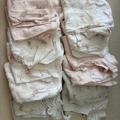 新生児　短肌着とコンビ肌着セットの画像