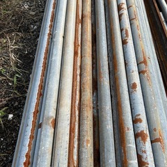 単管　建築 資材 長さ2m〜5m 本数　大量の画像