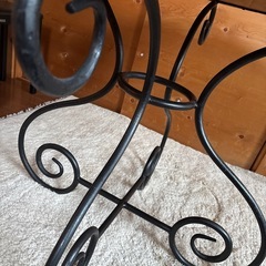 円型テーブル 丸テーブルの画像