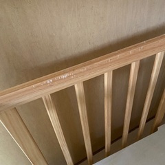 木製　ベビーベッドの画像