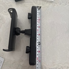 後部座席向けタブレット用車載ホルダーの画像