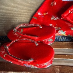 七五三　3歳児　女の子　赤の画像