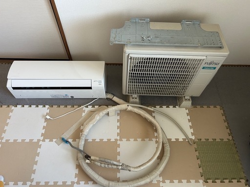 【受け渡し予定者決まり】FUJITSUエアコン　6畳　リモコン付き　エアコン冷房暖房