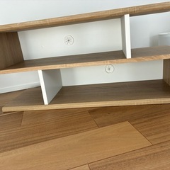 テレビボードの画像