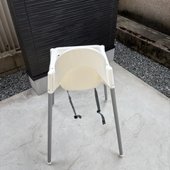 IKEA   　椅子　子供用の画像