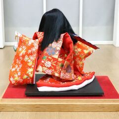 わらべ　桜山作　人形　ケース（横35㎝×奥行き25㎝×高さ34㎝）　インテリア　置物　中古品の画像