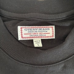 GUESS トレーナー　新品の画像