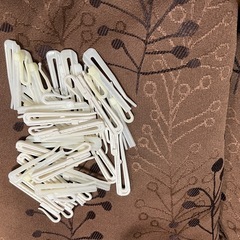 カーテンとレール
の画像