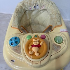くまのプーさん歩行器の画像