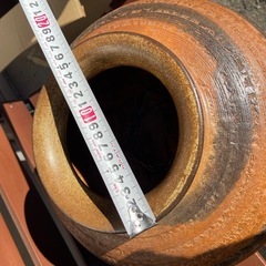 大きな花瓶の画像