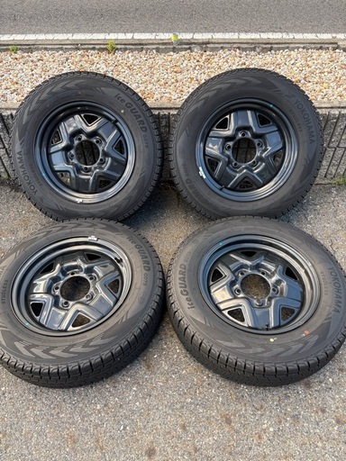 ジムニー　スタッドレスタイヤセット4ほん4本