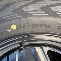 ジムニー　スタッドレスタイヤセット4ほん4本の画像