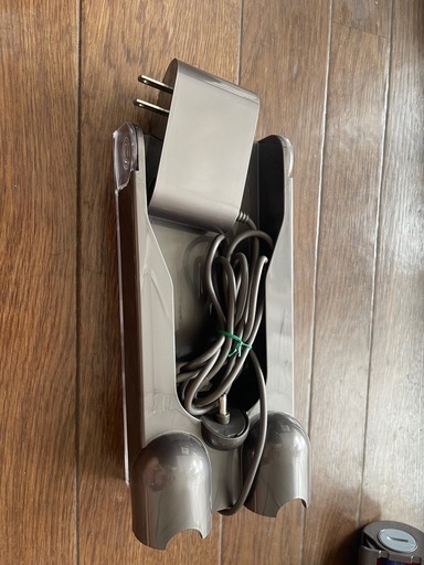 dyson ダイソンV10 (SV12)スティッククリーナー本体