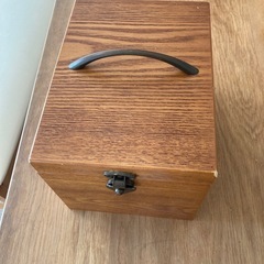 メイクボックス木製鏡台の画像