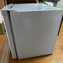 Haier冷凍庫　JF-NU40Gの画像