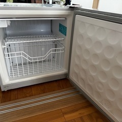 Haier冷凍庫　JF-NU40Gの画像