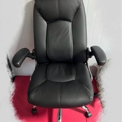 決まりました❗️オフィスチェア　肘付き　ブラック の画像