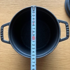 ストウブ　16センチ　ブラックの画像