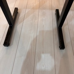 ダイニングテーブルの画像