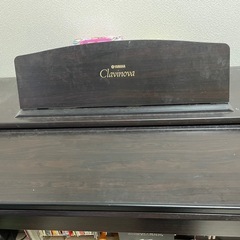 電子ピアノの画像