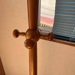 洋服掛けの画像