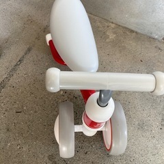 子供キック自転車の画像