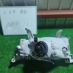 トヨタ TOYOTA Bb NCP11 ヘッドライト 左の画像