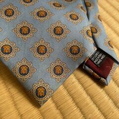 自宅（足立区）引き取りでお願い致します。LANCEL　ランセル　PARIS　 ネクタイの画像