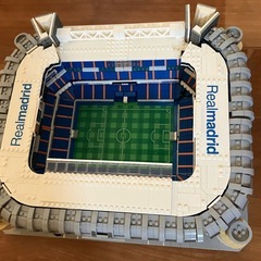 5876ピース クリエイティブな有名なサンティアゴ・ベルナベウ・スタジアム レアル・マドリード 組み立てブロック モデル 建築装飾 子供のおもちゃの画像
