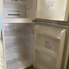 （10/29夜間、受け渡し予定者決まりました）冷蔵庫あげますの画像