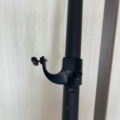 天井突っ張りポールハンガー　ブラックの画像